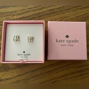 NWT Kate Spade Flying Cluster Stud Earrings in Clear